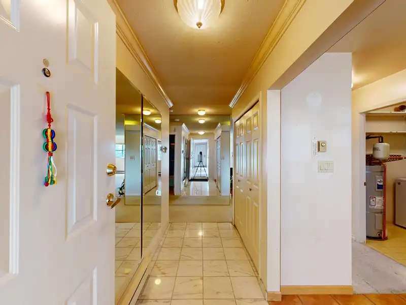 101 5550 14B AVENUE - photo 1 of 37