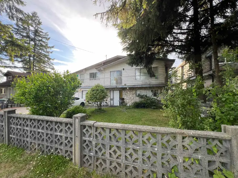 13703 GROSVENOR ROAD - photo 1 of 2