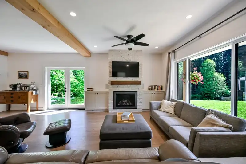 9933 WATT STREET - photo 4 of 40