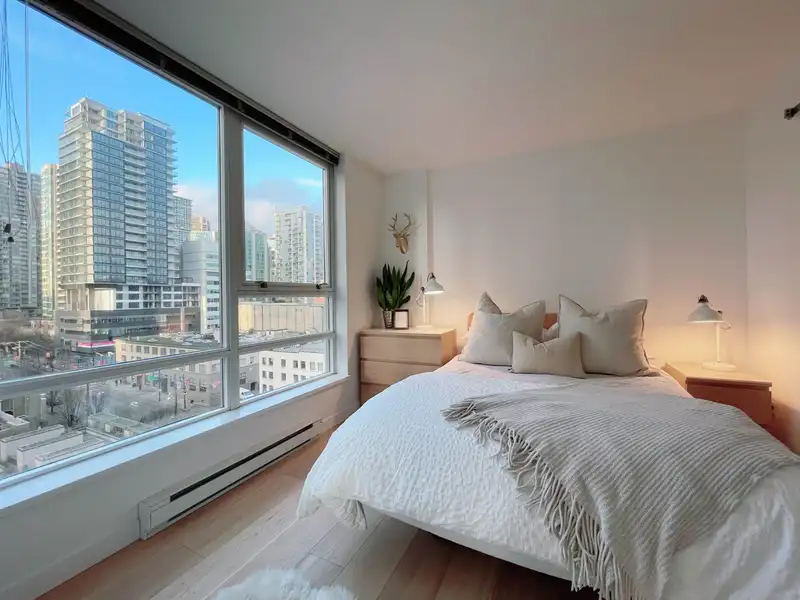 1110 928 BEATTY STREET - photo 1 of 20