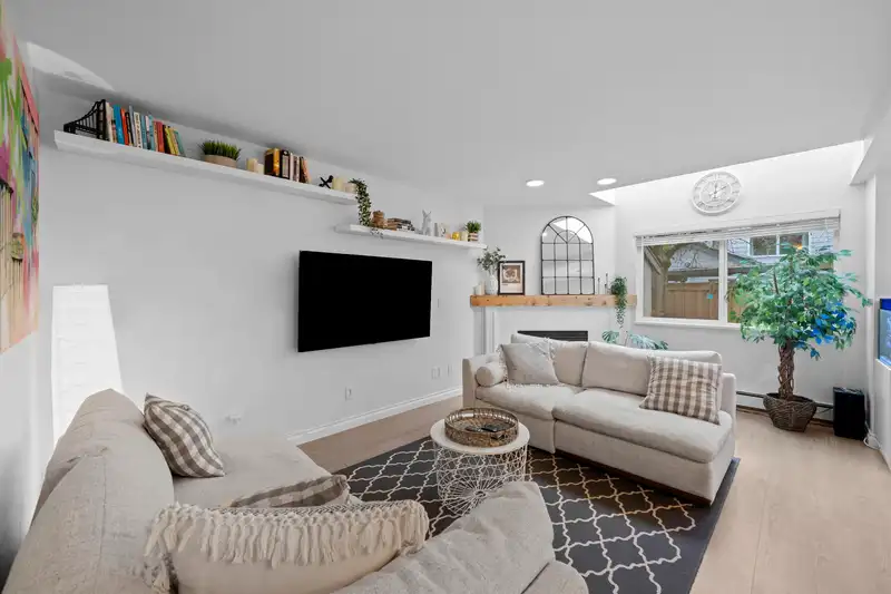 7 12438 BRUNSWICK PLACE - photo 2 of 35