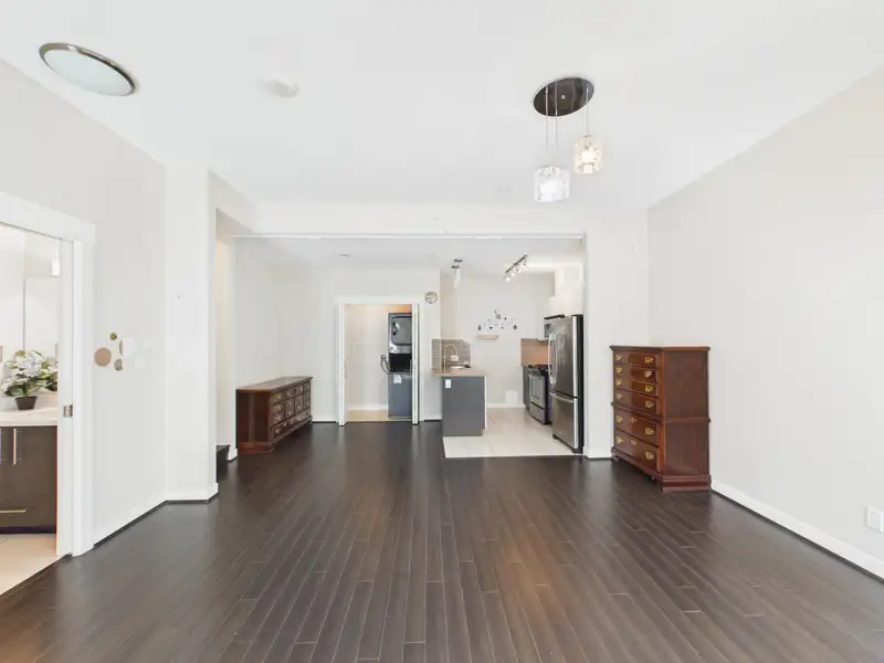 3 6733 BUSWELL STREET - photo 1 of 11
