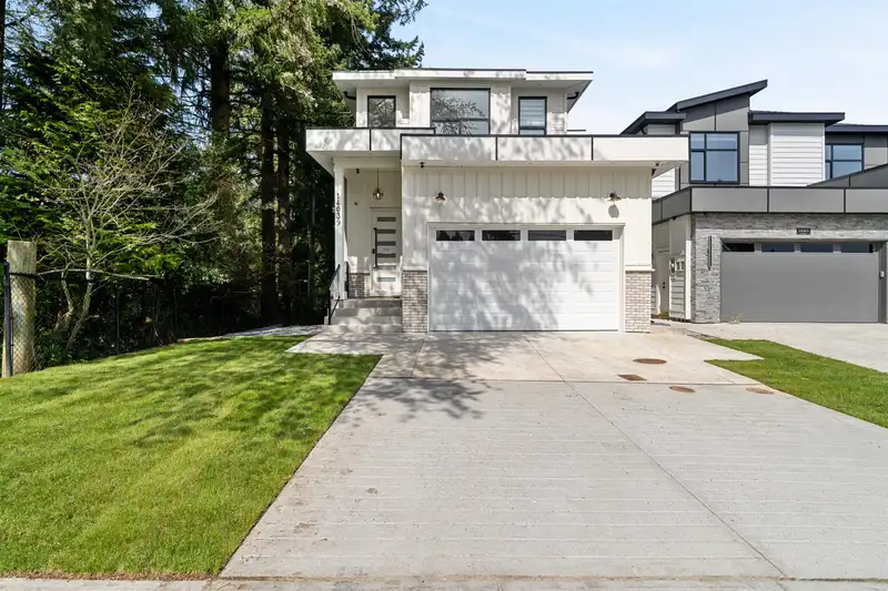 14039 80 AVENUE - photo 1 of 30