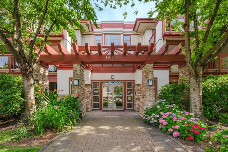 201 16421 64 AVENUE - photo 2 of 25