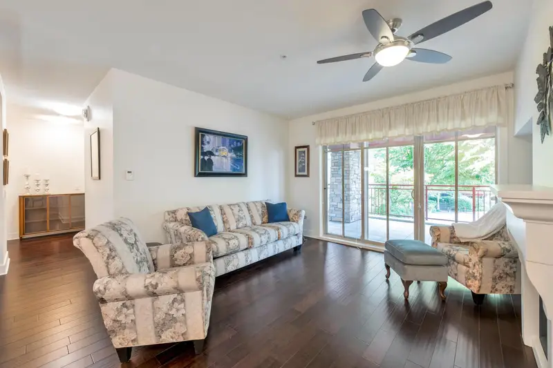 201 16421 64 AVENUE - photo 4 of 25