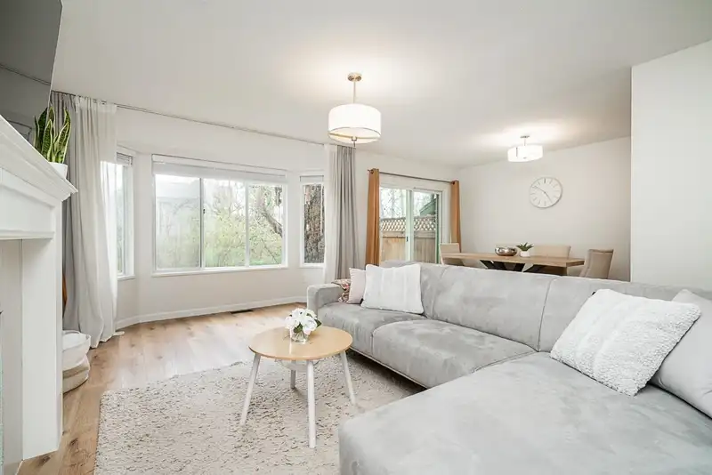 46 8863 216 STREET - photo 1 of 38