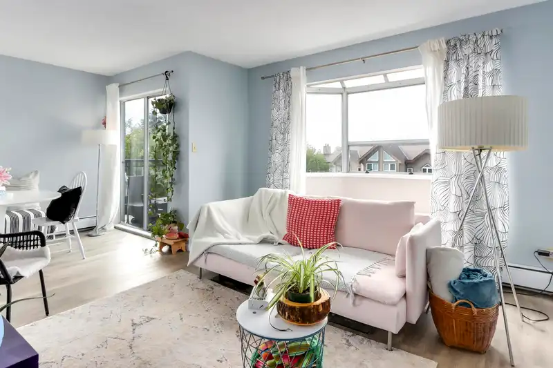 303 1550 CHESTERFIELD AVENUE - photo 1 of 18