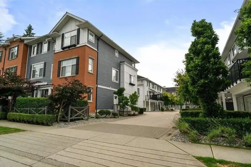 45 16458 23A AVENUE - photo 1 of 4