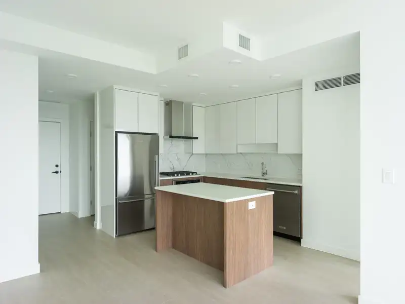 2101 699 WHITING WAY - photo 3 of 13
