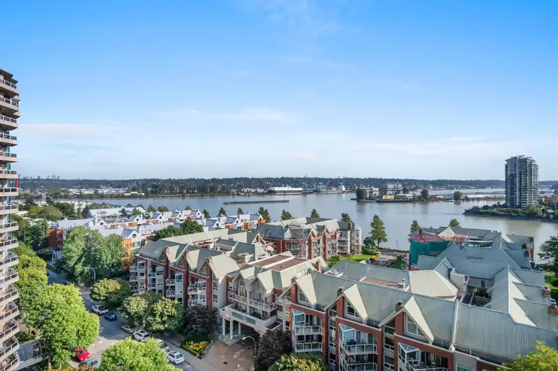 1401 1245 QUAYSIDE DRIVE - photo 1 of 40