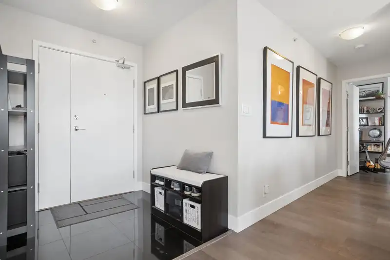 2201 918 COOPERAGE WAY - photo 4 of 37