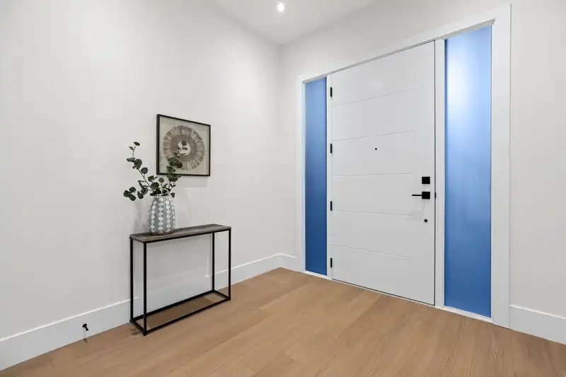 11019 243B STREET - photo 3 of 38
