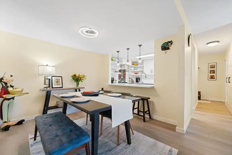 218 7751 MINORU BOULEVARD - photo 4 of 19