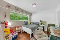 959 CAITHNESS CRESCENT - thumbnail 3