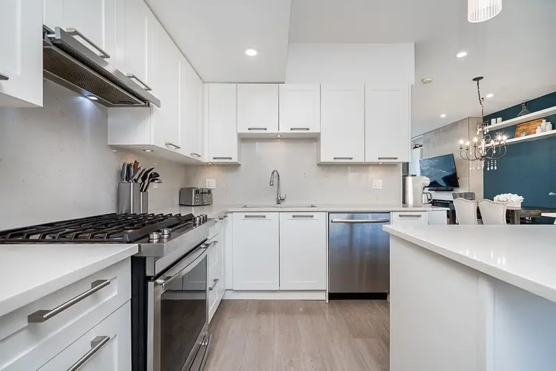 197 2277 OAK MEADOWS DRIVE - photo 4 of 25