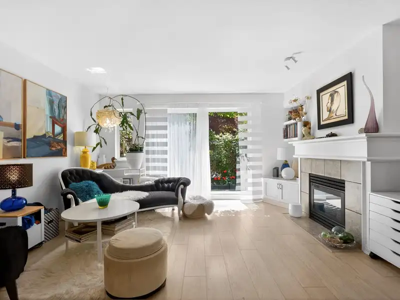 134 1408 CARTIER AVENUE - photo 1 of 18