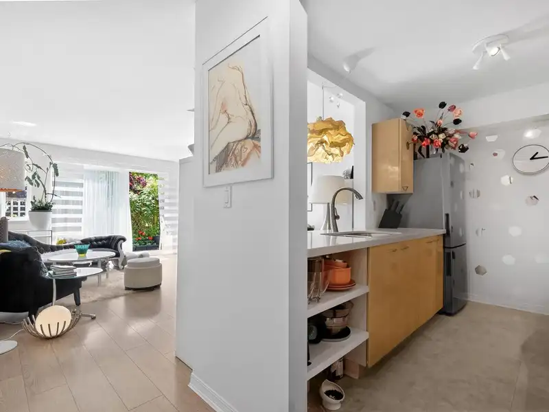 134 1408 CARTIER AVENUE - photo 2 of 18