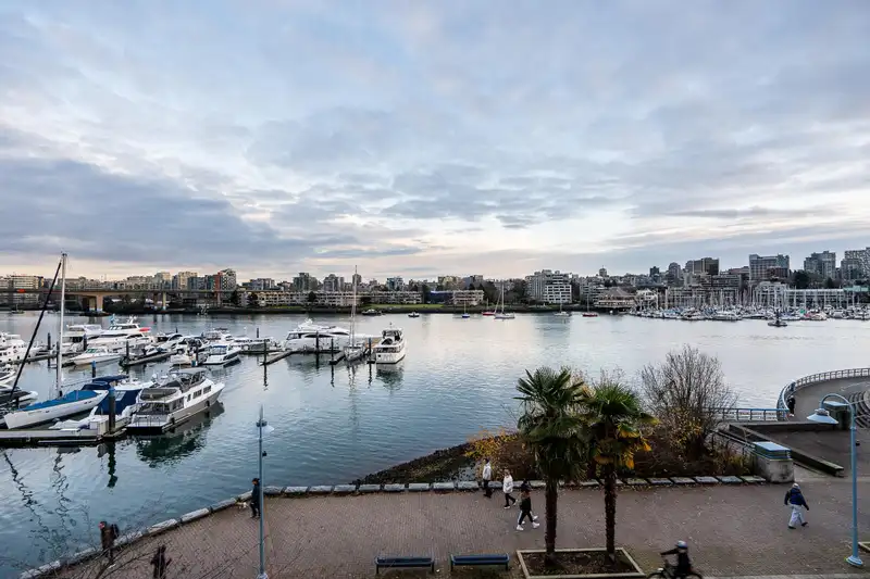 122 1228 MARINASIDE CRESCENT - photo 1 of 38