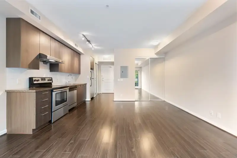282 4133 STOLBERG STREET - photo 4 of 17