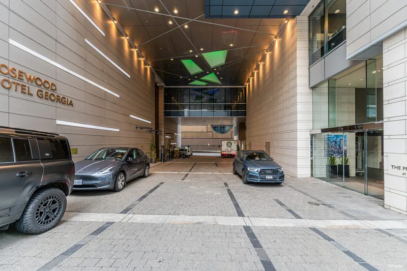 3002 667 HOWE STREET - photo 4 of 25