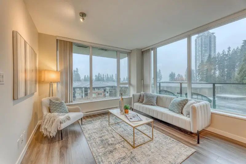 403 3100 WINDSOR GATE - photo 2 of 25