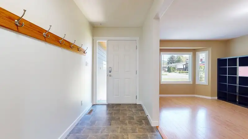 41613 COTTONWOOD ROAD - photo 3 of 38