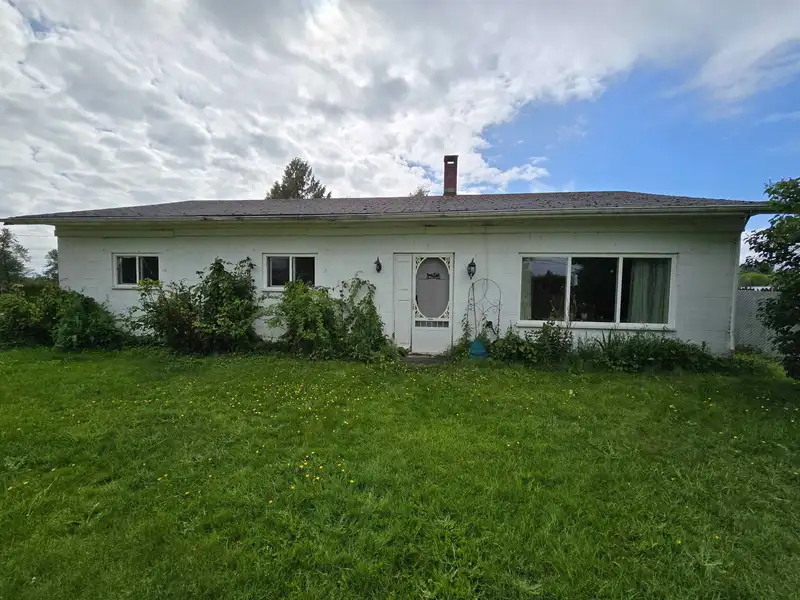 2271 240 STREET - photo 4 of 9