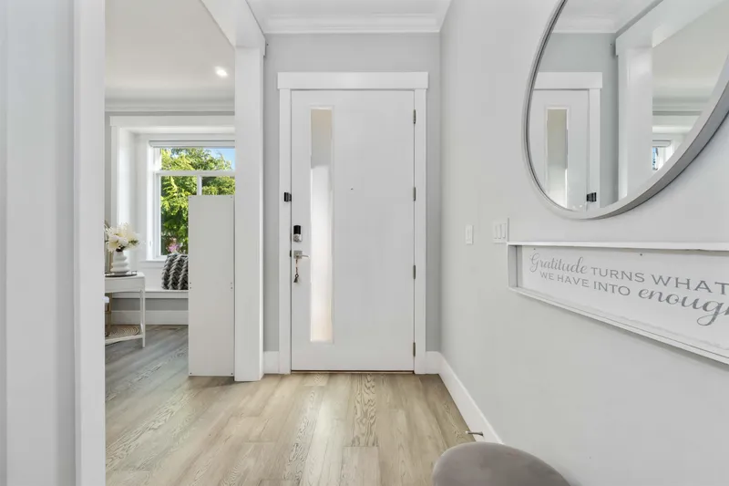 14239 61B AVENUE - photo 3 of 25