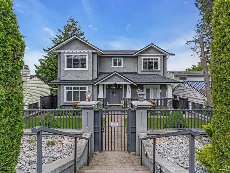 7227 BARNET ROAD - photo 1 of 40
