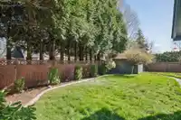 8536 142A STREET - thumbnail 29