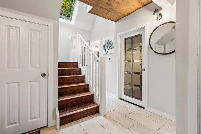 6326 ROCKWELL DRIVE - photo 3 of 25