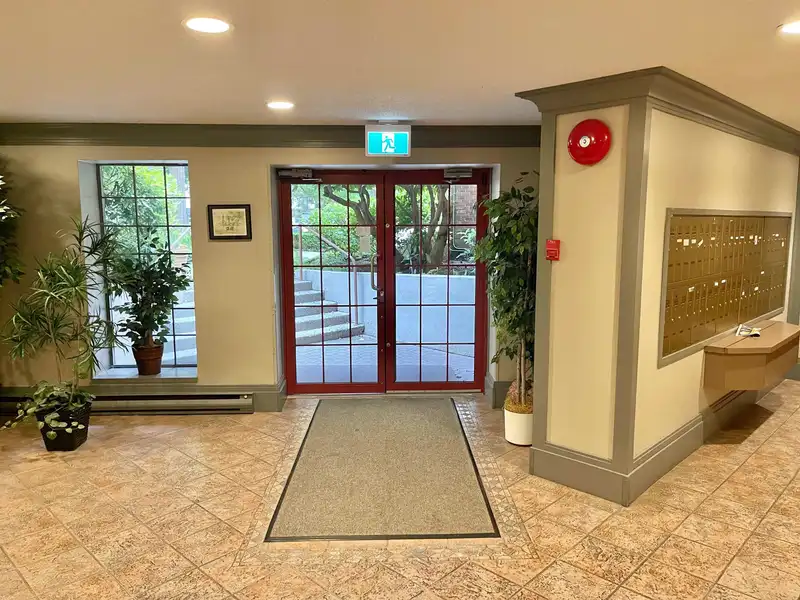 322 7531 MINORU BOULEVARD - photo 4 of 21