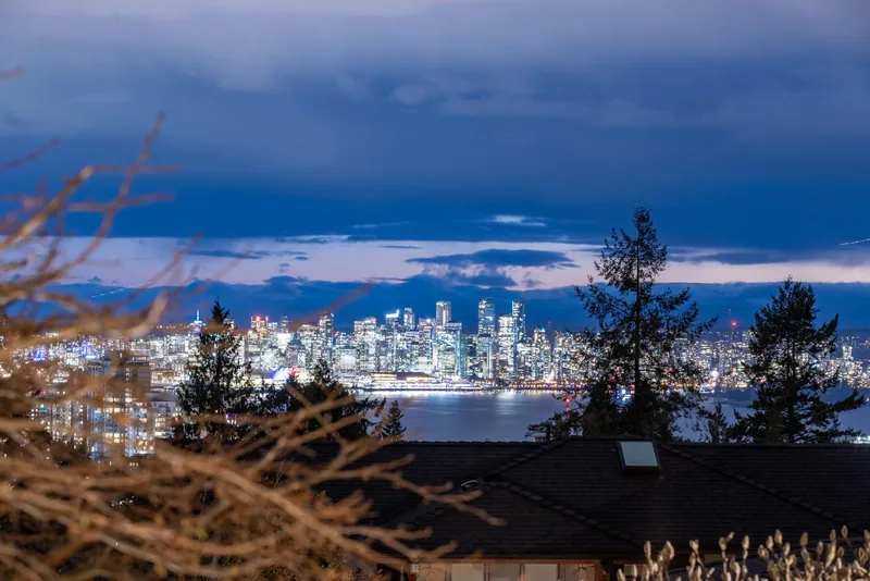 402 BRAND STREET - photo 2 of 25