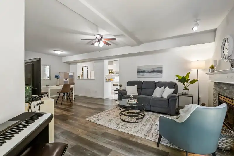 202 14980 101A AVENUE - photo 4 of 36