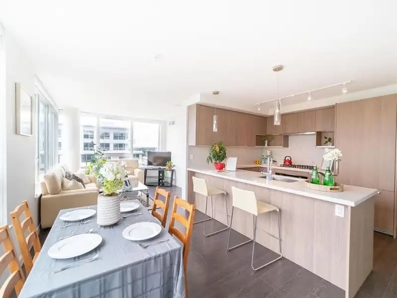 1806 8833 HAZELBRIDGE WAY - photo 1 of 6