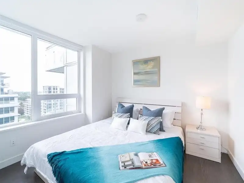 1806 8833 HAZELBRIDGE WAY - photo 4 of 6