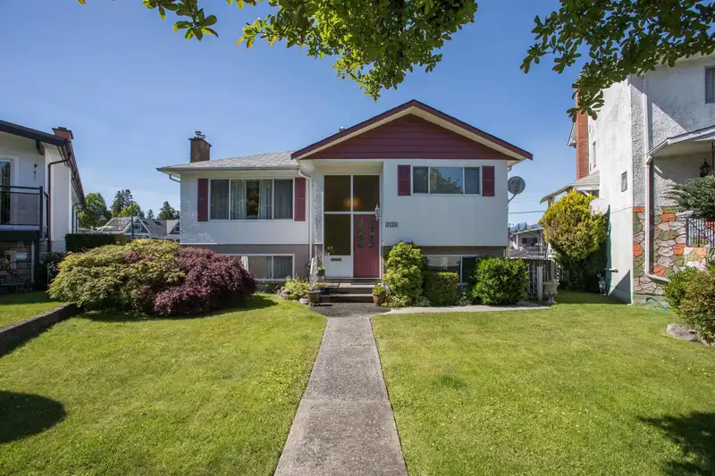 3325 WINLAW PLACE - photo 1 of 34
