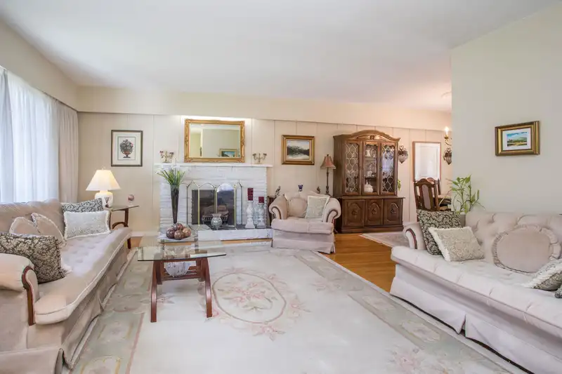 3325 WINLAW PLACE - photo 3 of 34