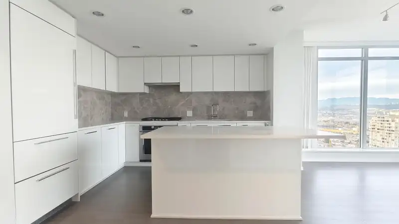 2906 6700 DUNBLANE AVENUE - photo 2 of 23