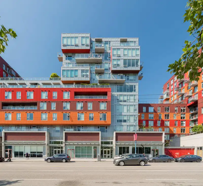557 955 E HASTINGS STREET - photo 1 of 17