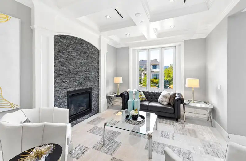 3078 W 20TH AVENUE - photo 3 of 34