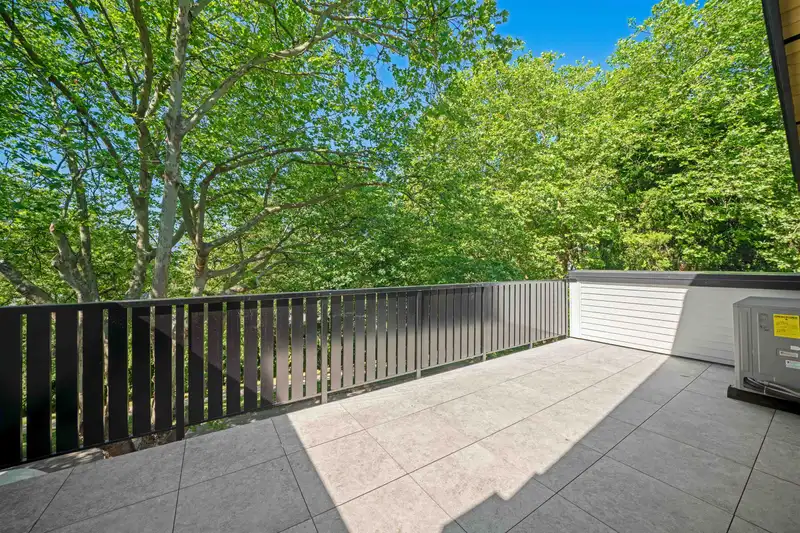 2 3836 W 8TH AVENUE - photo 3 of 3