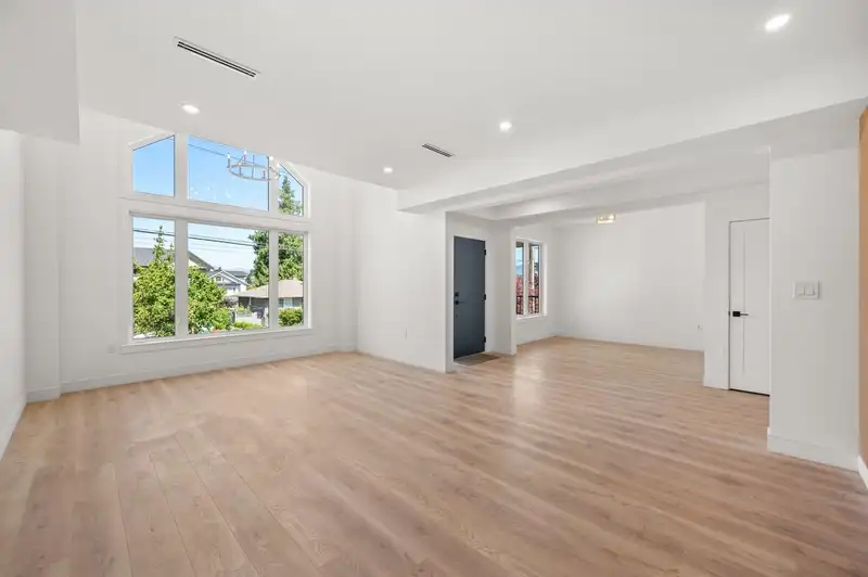 304 EIGHTH AVENUE - photo 4 of 40