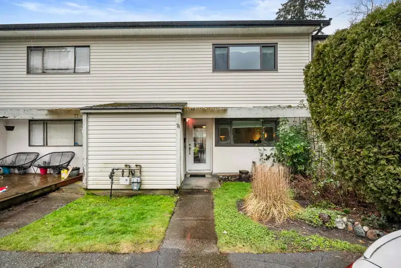 78 20350 53 AVENUE - photo 1 of 35