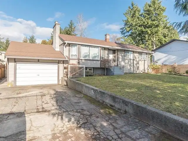 11719 75A AVENUE - photo 1 of 14