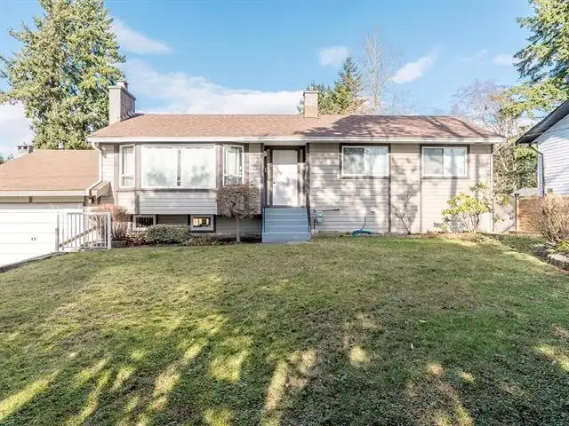 11719 75A AVENUE - photo 2 of 14