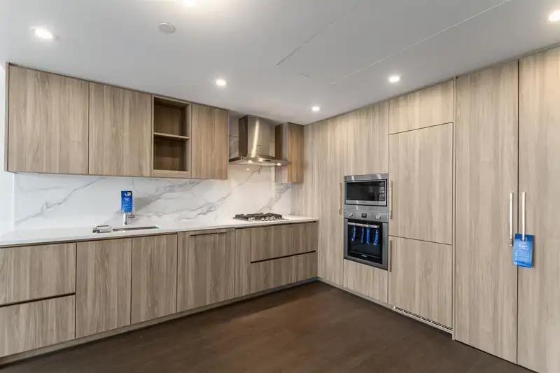 3607 13768 100 AVENUE - photo 3 of 31
