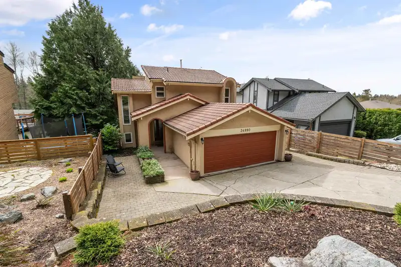 34990 GLENN MOUNTAIN DRIVE - photo 1 of 40