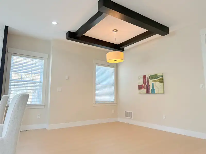 21 15988 32 AVENUE - photo 4 of 24