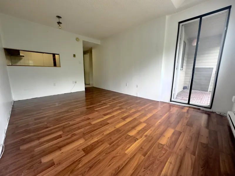 322 8120 COLONIAL DRIVE - photo 3 of 23